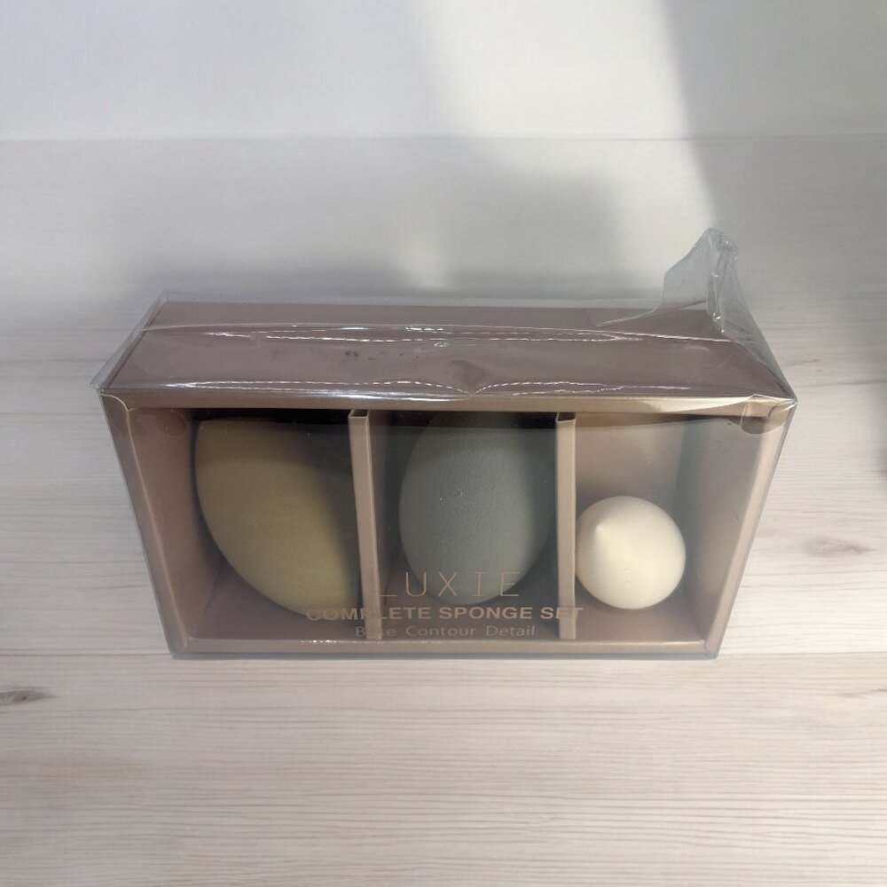 Bake Contour Detail: LUXIE Complete Sponge Set
